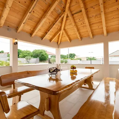 Villa Zrilic Zadarvillas *